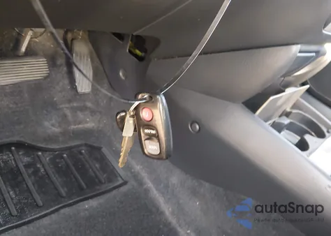 2002 Mazda Protege5 из США, поврежденный, VIN JM1BJ245621524600